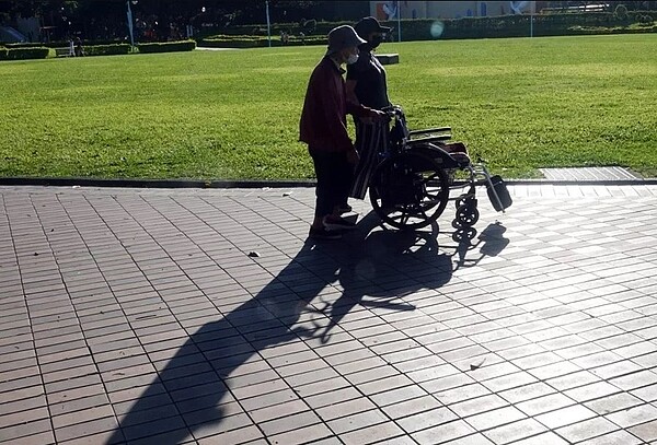 身障民眾「紫英」(化名)從今年3月在新竹、桃園兩地找了近百間房,屢屢遭拒絕,讓他無奈「在新竹不只買房難,連租房都難。」圖/聯合報系資料照