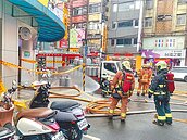 板橋飲料店疑瓦斯外洩氣爆　店員、工人4人送醫