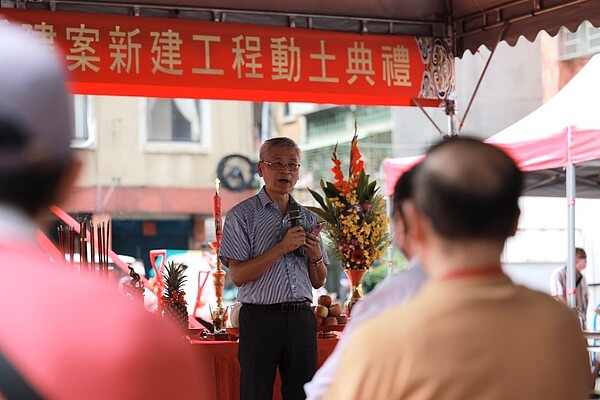 新北市府都市更新處長林炳勲,今日參加新北市板橋懷德街上之重建基地動土典禮。圖/新北市政府都市更新處