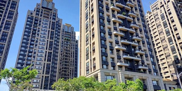 今年前四月全台建築物建照核發住宅類的占比跌到低點。圖／本報資料照片