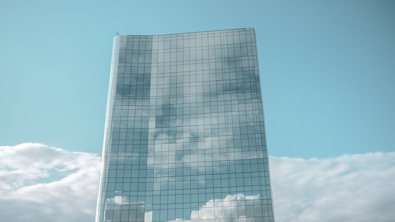 ▼何世昌指出，通常一家優良的營造廠，建築品質與施工細膩度都要求嚴謹，細膩到貼的磁磚縫隙都很均勻。（示意圖／pexels）