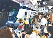 連假國道7路段壅塞　桃機單日旅運逾11萬人次