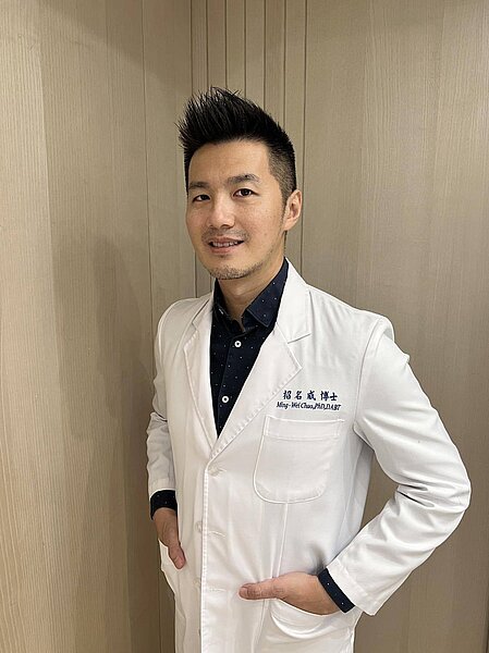 中原大學生物科技學系副教授招名威。圖/取自「招名威教授 毒理威廉」粉專