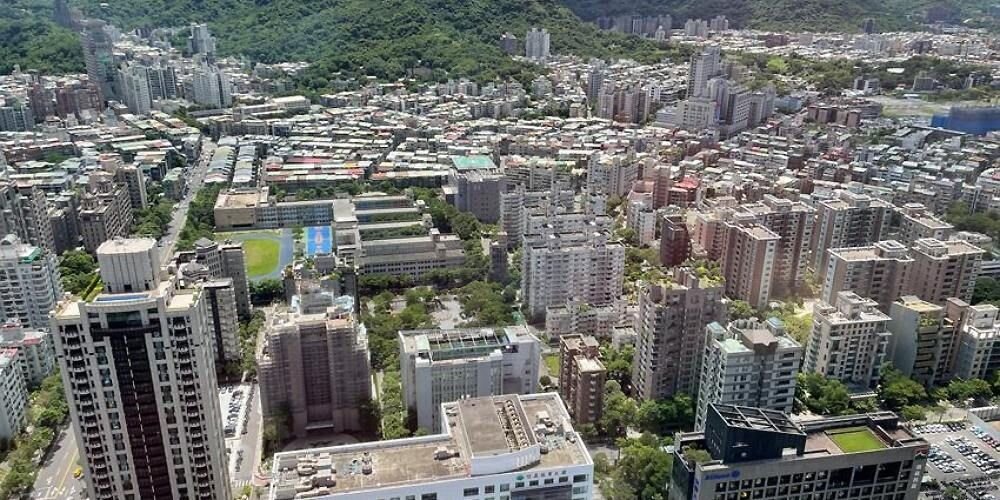 政策打房一波波,建商和代銷業為留住消費者,紛紛祭出「低首付」優惠吸客。圖/中時報資料照片