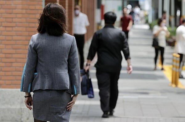 行政院主計總處於27日發布5月失業率。示意圖。記者許正宏/攝影