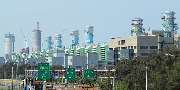 大潭電廠8號機目標6月底前併聯,7月部分先發電。圖/本報資料照片