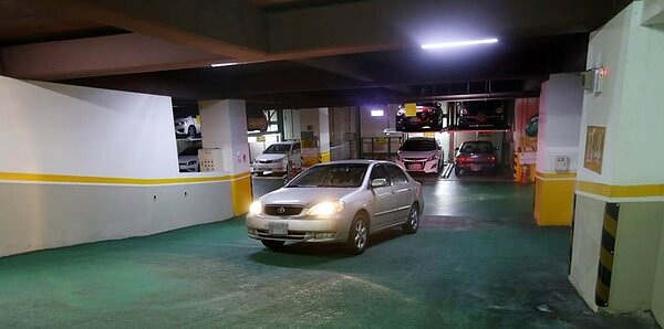 內政部虛坪改革方案將優先檢討除車道公設、免計容積。圖/中時報系資料照片