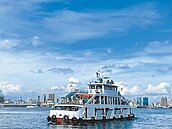 高雄輪船虧逾10億　市府擬推多角營運