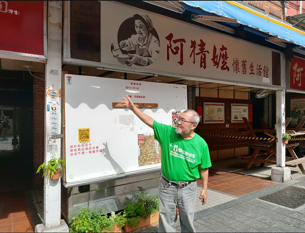 在華西街長大、已經70歲的文史工作者柯得隆認為，萬華周邊的性產業聚落是從日據時期就存在的事實，只是用不同樣貌包裝。記者林麗玉／攝影