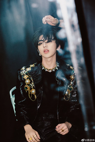 蔡徐坤是大陸頂流。 圖／截自微博