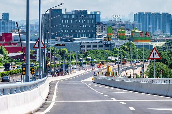 台66線東行進入國3北上入口系統匝道6月30日將先行通車。圖／桃園市政府提供