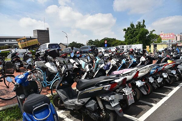 雲林斗南火車站周邊空間不敷使用。圖/工務處提供