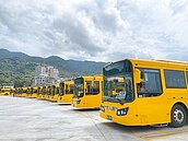 台北承德幹線48輛電動公車上線