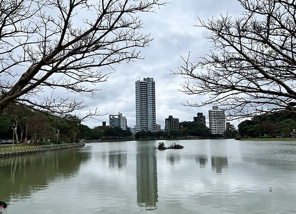 法人搶買億級豪宅。圖為碧湖水岸豪宅「碧湖畔」。圖／台灣房屋提供