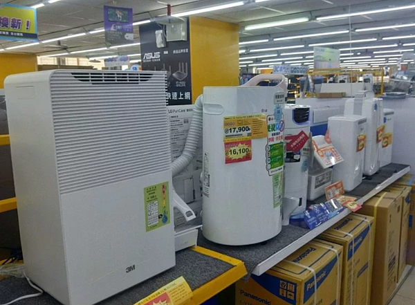 基隆除濕機汰舊換新補助7月7日啟動,每台最高2000元。聯合報資料照片