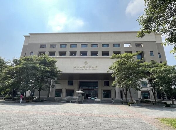 發現購買的房屋增建部分蓋在公用水溝上,男子向法院提告要求解約還返價金。圖/聯合報系資料照片