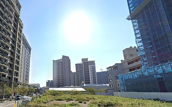 短短幾年房價漲6成!竹北老市區旁「新興區」 熱度不輸科學園區 鄰近竹北老市區的華興重劃區,這三年住宅新案房價從近3字頭升到目前4、5字頭,是新竹購屋熱區之一。圖/google map