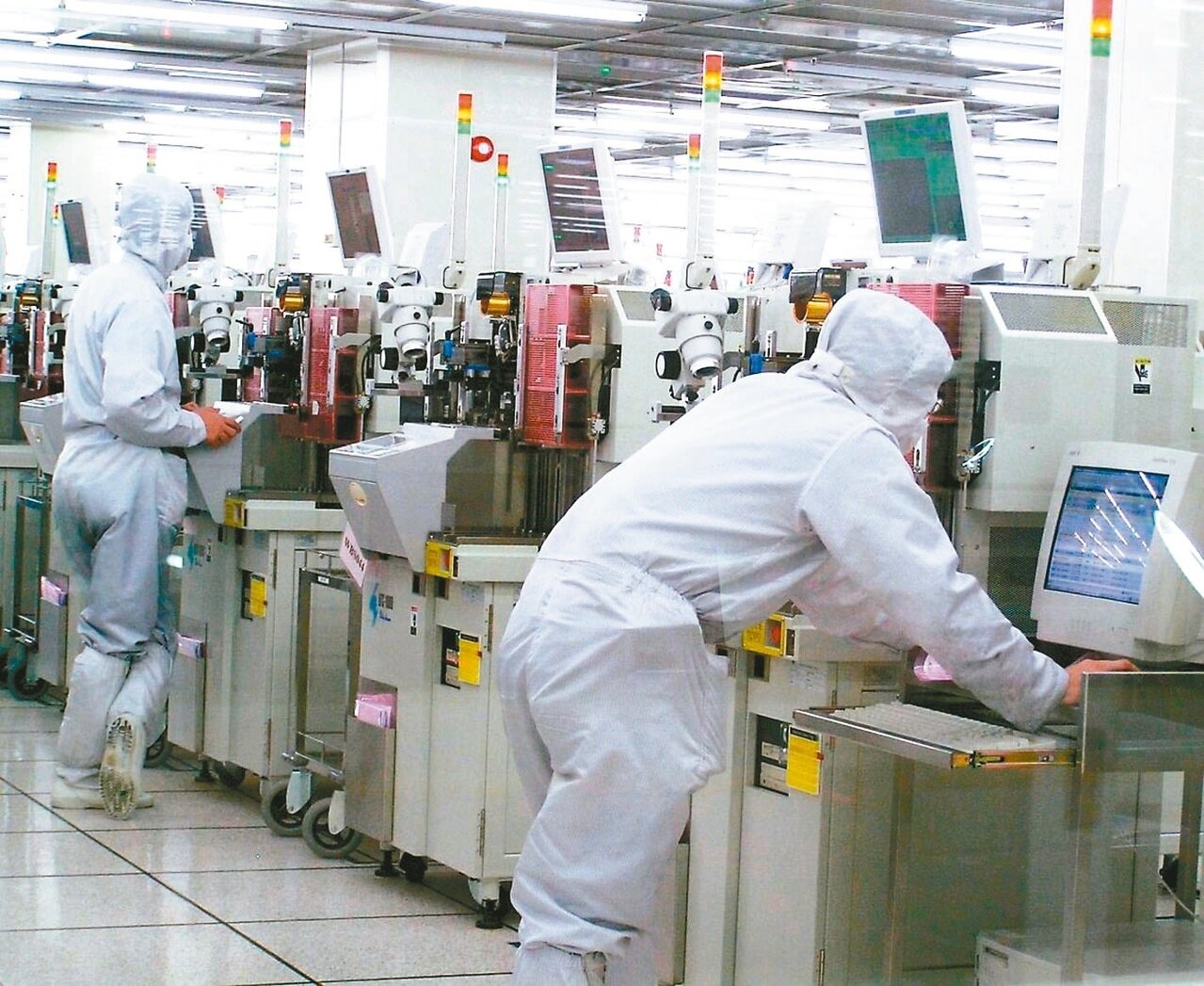 年關將近,製造業無薪假仍居高不下。示意圖。(本報系資料庫)