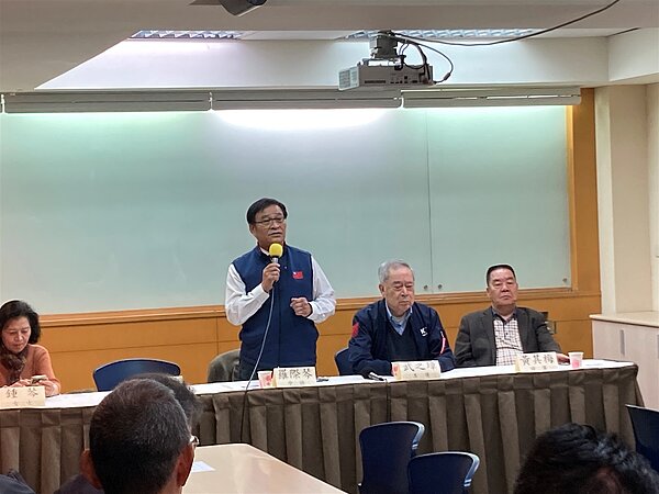 陸軍官校校友總會總會長羅際琴。圖/記者徐沛琪攝