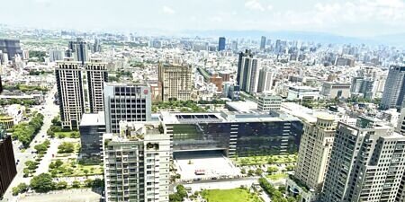 永信建設前11月營收創新高,12月新成屋銷售同樣熱絡,法人估,永信建全年EPS將有機會改寫2012年創下的10.77元歷史紀錄。圖∕本報資料照片