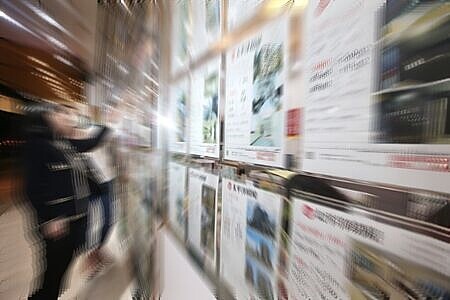 相關業者指囤房稅2.0提高成本,最終將轉嫁到需求者。雖可能引導更多空屋釋出至租屋市場,但也恐再帶動租金上漲。圖∕陳怡誠