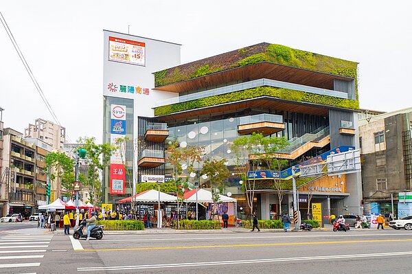 「相約中壢大時鐘」週歲慶開跑。圖/桃園市政府提供