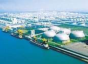 石化業籲政府　爭取緩衝期