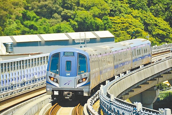 桃園鐵路地下化、機場捷運綠線等2案經費超過2000億元,都在行政院副院長鄭文燦擔任桃園市長時啟動。圖/桃園捷運公司提供