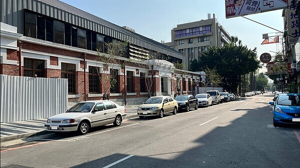 不「紙」為你,市府將推出停車月票無紙化作業。圖/台中市政府提供