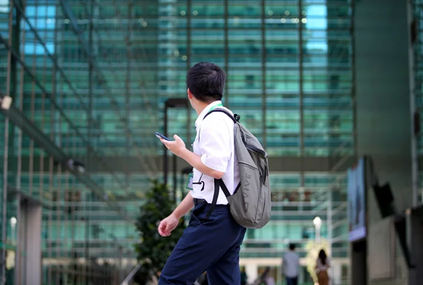 新北市勞工局表示，元旦為勞動基準法第37條規定的法定休假日，應給予勞工休假。上班族示意圖／聯合報系資料照