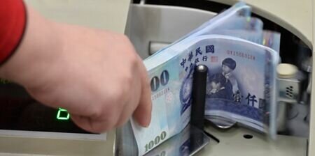 台股封關倒數,M31再度重回千金股行列,27日收在1,040元,第14檔千金股可能由企圖心十足的川湖接棒。圖∕本報資料照片