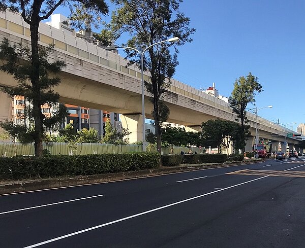 東光路雨水下水道於今年11月完成埋管通水，改善淹水面積約1公頃、保護人口約1200人。圖／台中市政府提供
