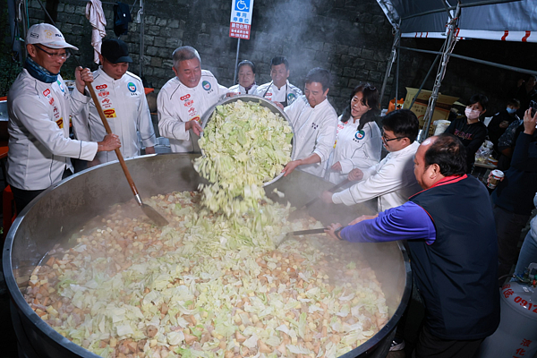 全台最高海拔的跨年晚會-「清境原音綻放跨年祭」。圖/觀光處提供