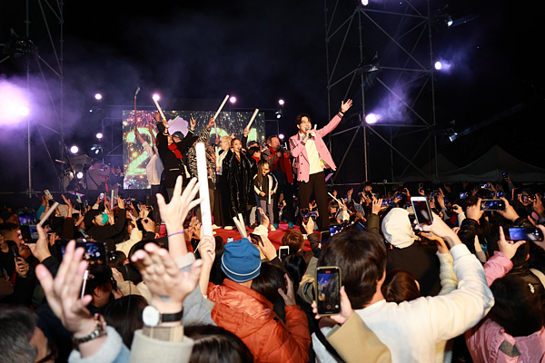 全台最高海拔的跨年晚會-「清境原音綻放跨年祭」。圖/觀光處提供