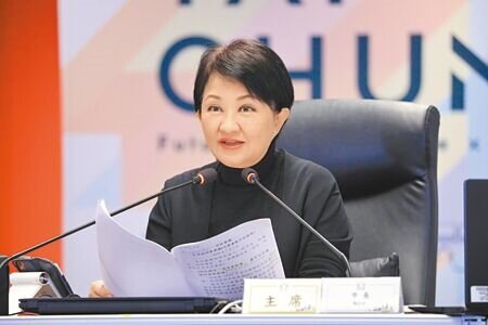 台中市長盧秀燕2日宣布,今年起將加碼補助結婚後生育檢查、34歲以下孕婦篩檢母血唐氏症等。(林欣儀攝)