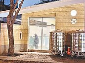 隱私看光光　鳳山大東公園公廁　淪「賞鳥」聖地