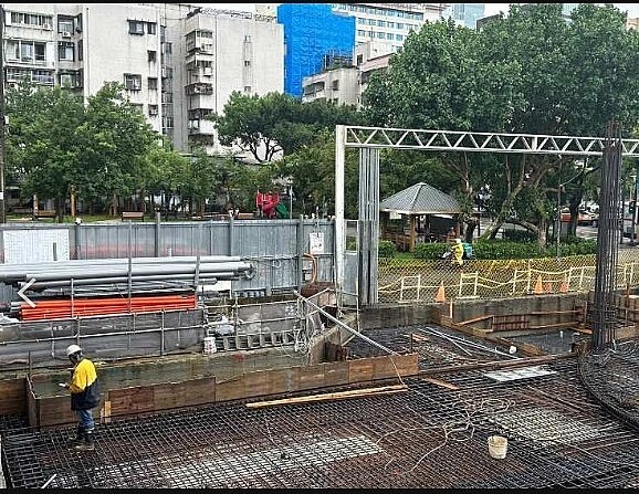 1坪換1坪觀念要調整!都更不再「北熱南冷」 國家住都中心提早佈局 有別過去多年來都更案「北熱南冷」,加上後續南部社宅的工期控管與完工後的管理,國家住都中心高雄辦公室已成立,提早佈局。示意圖/國家住都中心提供(台北市信義區兒福B1-1案基地)