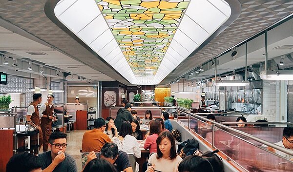 詹記西門店預計將於今年3至4月開幕。圖/擷取自詹記麻辣火鍋敦南店臉書