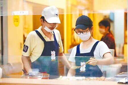 教育部公告「高級中等以上學校學生就學貸款辦法」條文修正草案,2月1日起將放寬申貸門檻及利息。(本報資料照片)