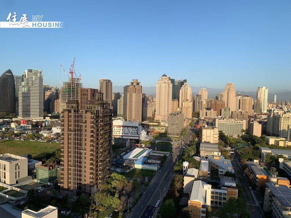 單元二與七期比鄰，享有宜居舒適環境又享有便捷機能，成為不少高資產族群指定置。圖／朱福山攝