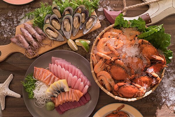 漢來海港自3月1日起將針對全台分店調漲價格。圖／摘自漢來海港自助餐廳粉絲專頁