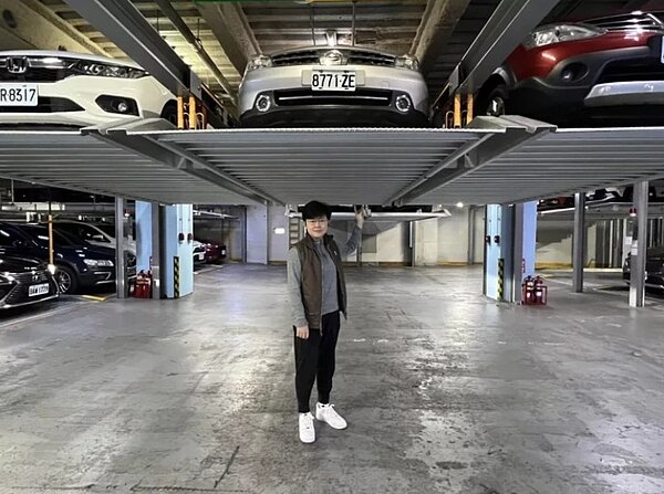 台中市議員陳俞融建議市府，全面檢查老舊機械停車位。圖／陳俞融提供