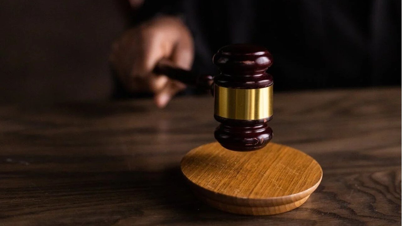 ▼兄弟姊妹告上法庭,但無法證明土地是爸爸借名登記。(示意圖/<a href="https://www.pexels.com/zh-tw/" target="_blank"><span style="color:#000000;">pexels</span></a>)