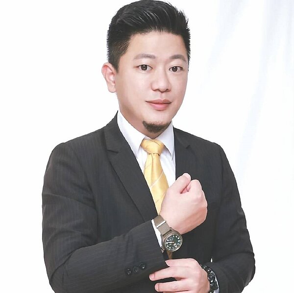 永慶不動產高鐵青塘園加盟店店長陳龍聖