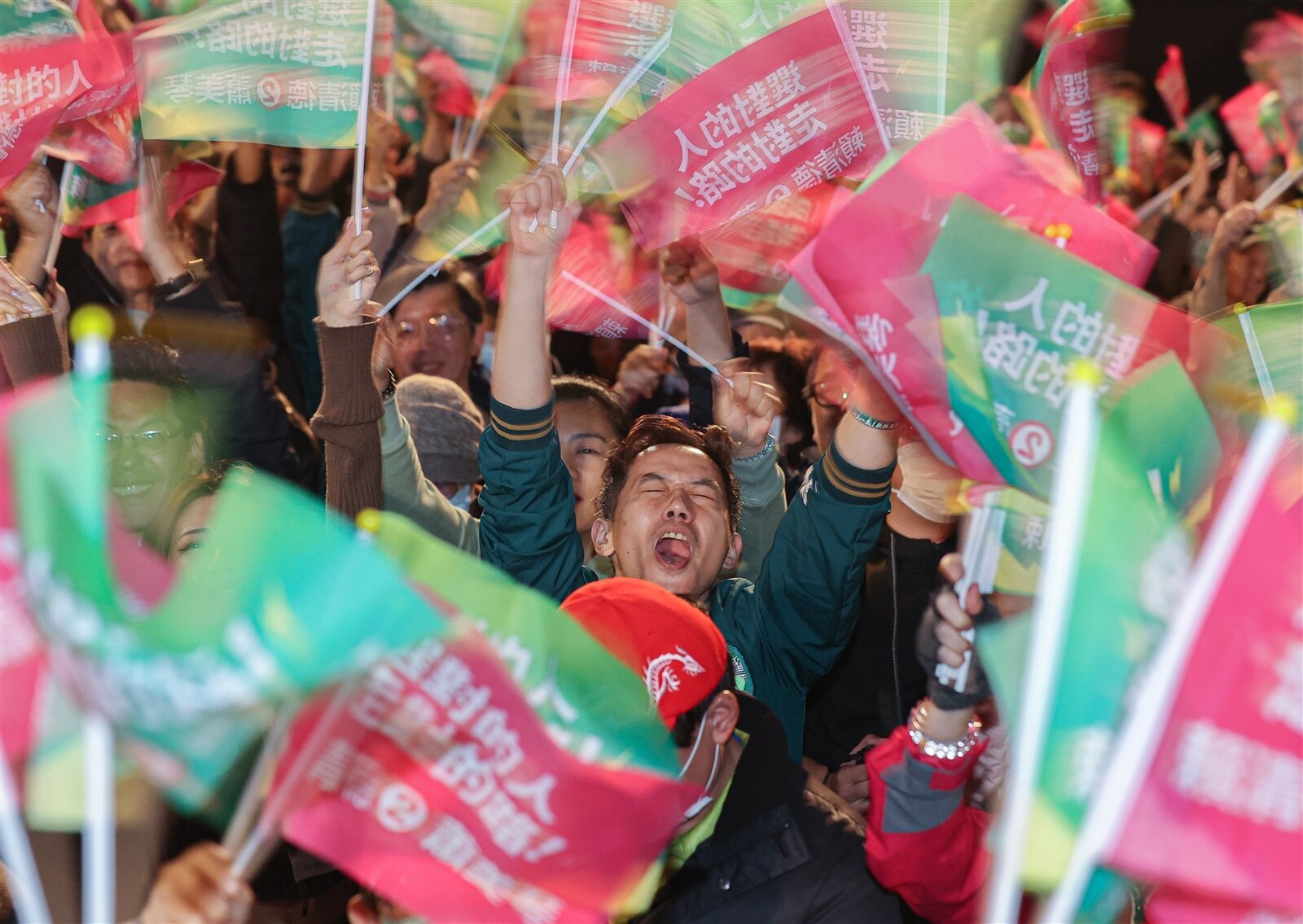 大選剛結束,各候選人和支持者在選戰期間都聲嘶力竭地拉票。示意圖,圖中人物與新聞無關。聯合報系資料照