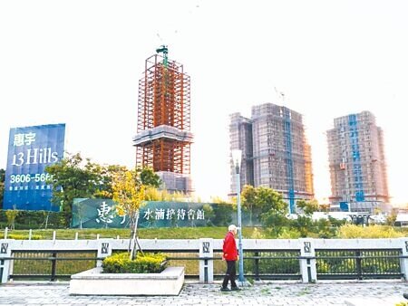 
隨著公共工程、住宅大樓等進入興建潮，營造廠成了當紅炸子雞。圖∕曾麗芳
