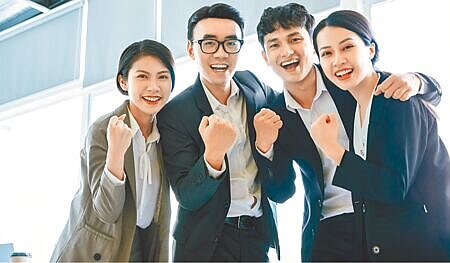 求職市場大缺工,轉職潮年前啟動,調查顯示,龍年企業開出的均薪達38K。(本報資料照片╱洪凱音台北傳真)