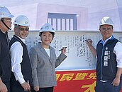 北屯國兒運動中心經費　燕隔空嗆龍