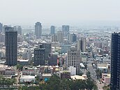 避「房市多頭搶買、空頭交易暴跌」！他揭國內建商獨強關鍵