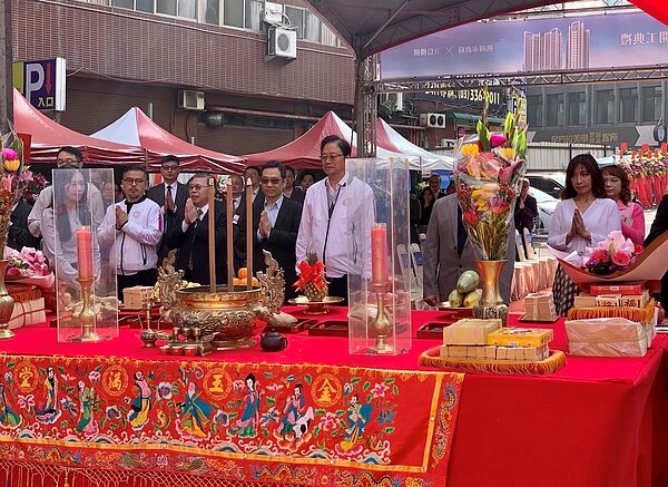 桃園市桃園區「復興路公辦都更」18日舉辦開工典禮。圖/國土署提供